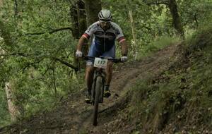 Le président de la section en pleine action sur la Montali VTT